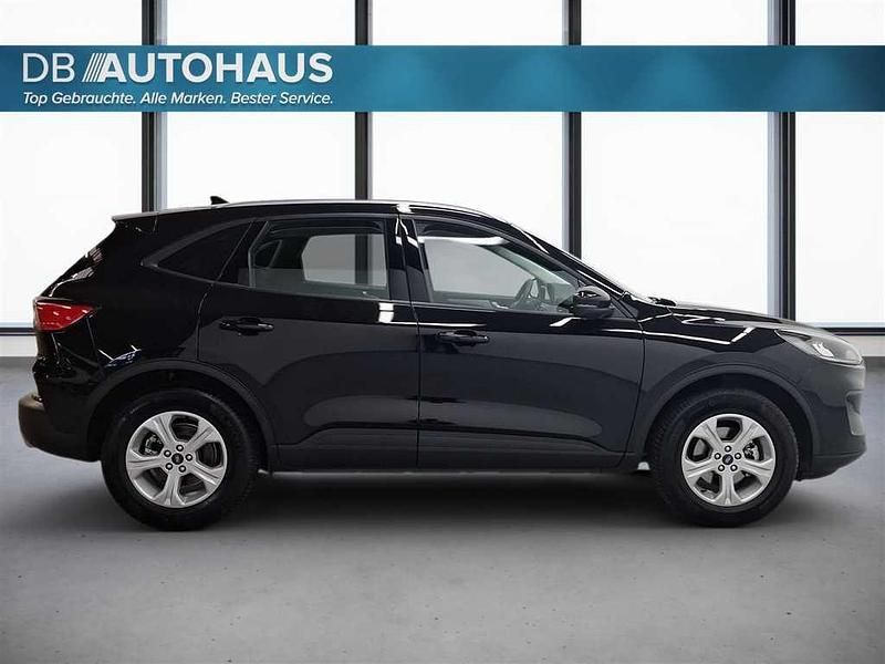 Gebraucht Ford Kuga 190 PS (139 kW) 2022 Schwarz SUV