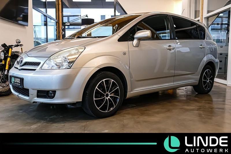 Silber Gebraucht 2007 Toyota Corolla Verso Sol Van / Kleinbus | 3.490 € (Fairer Preis) - Bild 1/4