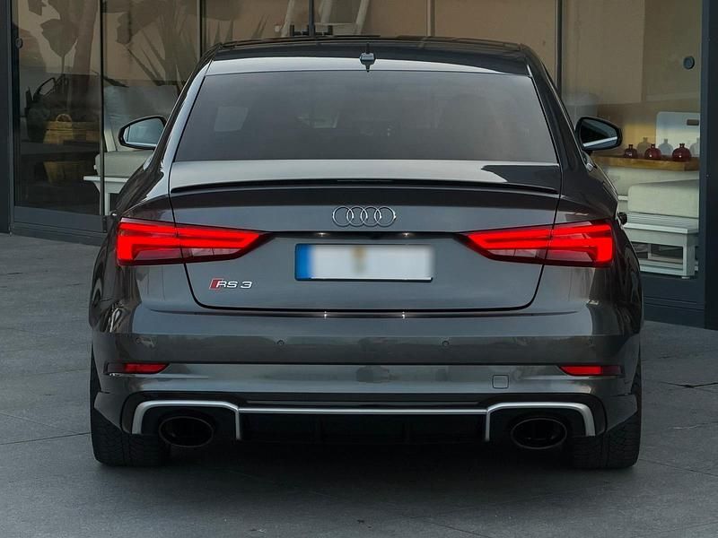 Gebraucht Audi RS3 Sport 400 PS (294 kW) 2018 Grau Limousine