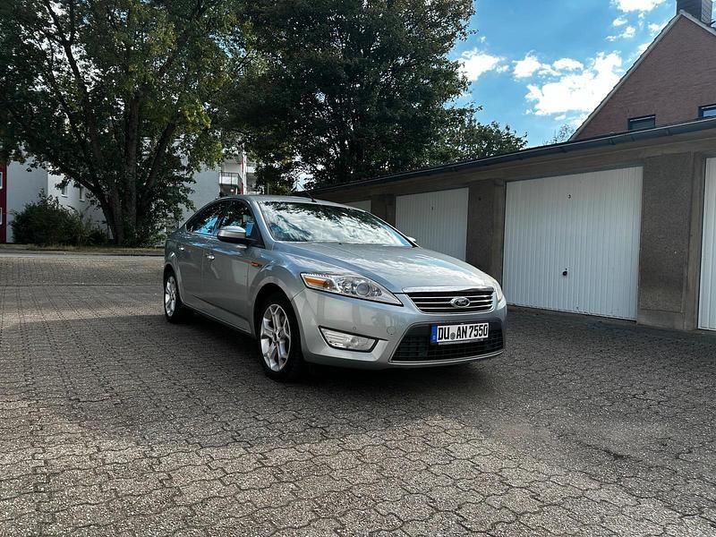Grau Gebraucht 2007 Ford Mondeo Ghia Limousine | 3.850 € (Etwas zu teuer) - Bild 1/4