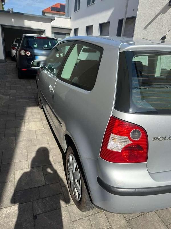 Gebraucht VW Polo 75 PS (55 kW) 2002 Silber Coupé