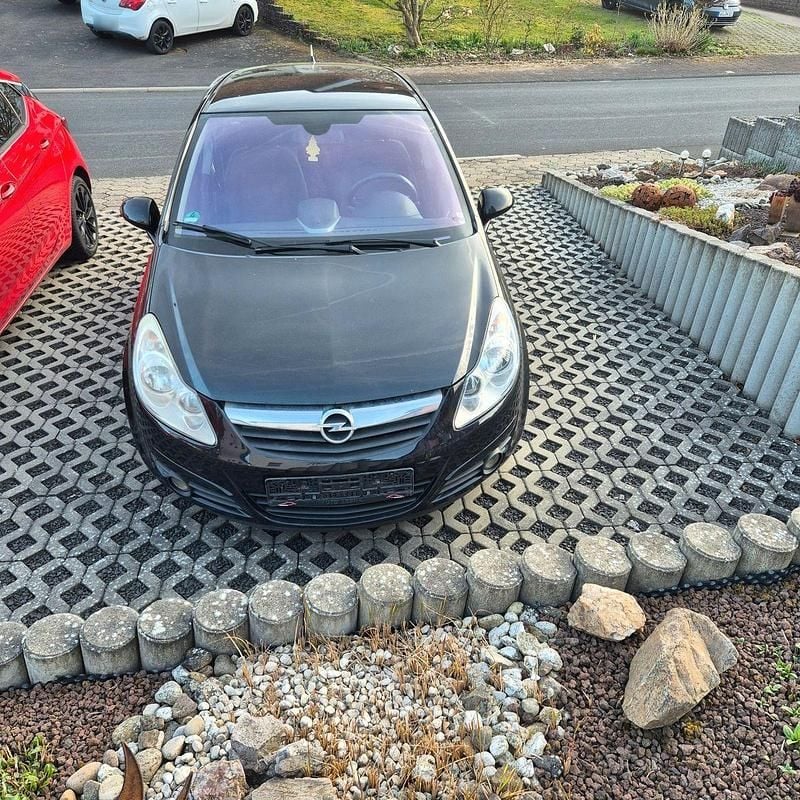 Second-hand Opel Corsa Cosmo 80 CP (58 kW) 2007 Negru Hatchback
