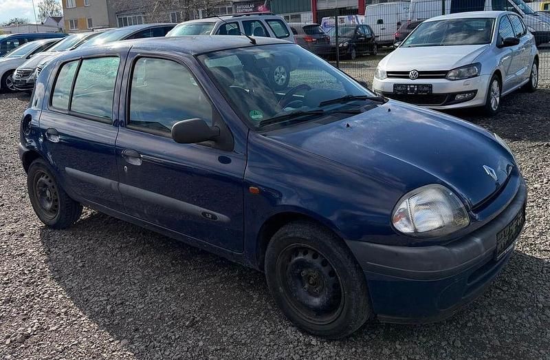 Gebraucht Renault Clio II 58 PS (42 kW) 2000 Blau Limousine