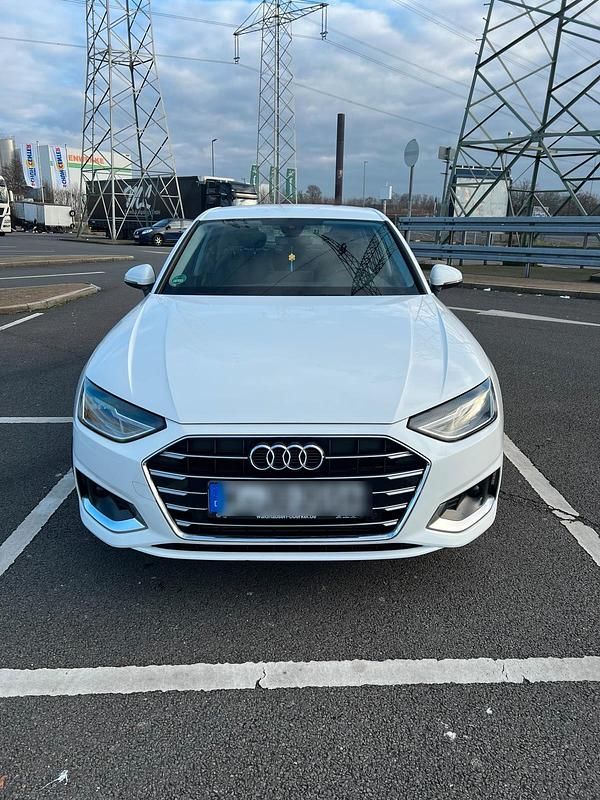 Gebraucht Audi A4 2021 Weiß Limousine