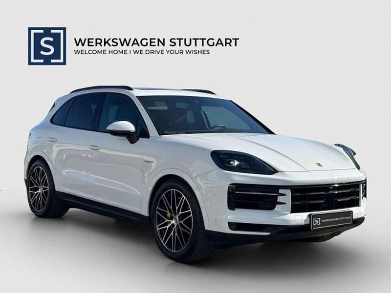 Carreraweiss Gebraucht 2023 Porsche Cayenne SUV | 106.700 € (Fairer Preis) - Bild 1/4