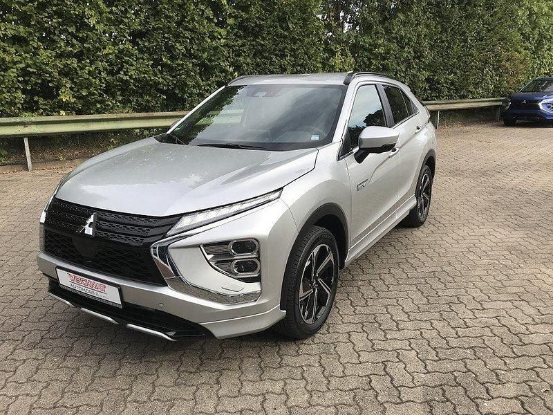 Sterlingsilber Gebraucht 2022 Mitsubishi Eclipse Cross Plus SUV | 23.990 € (Guter Preis) - Bild 1/4