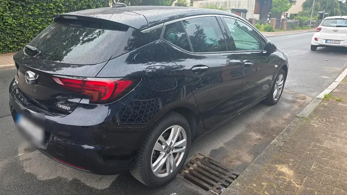 Gebraucht Opel Astra 150 PS (110 kW) 2018 Blau Limousine