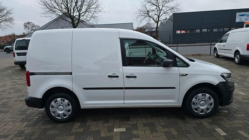 Gebraucht VW Caddy 75 PS (55 kW) 2020 Weiß Van / Kleinbus