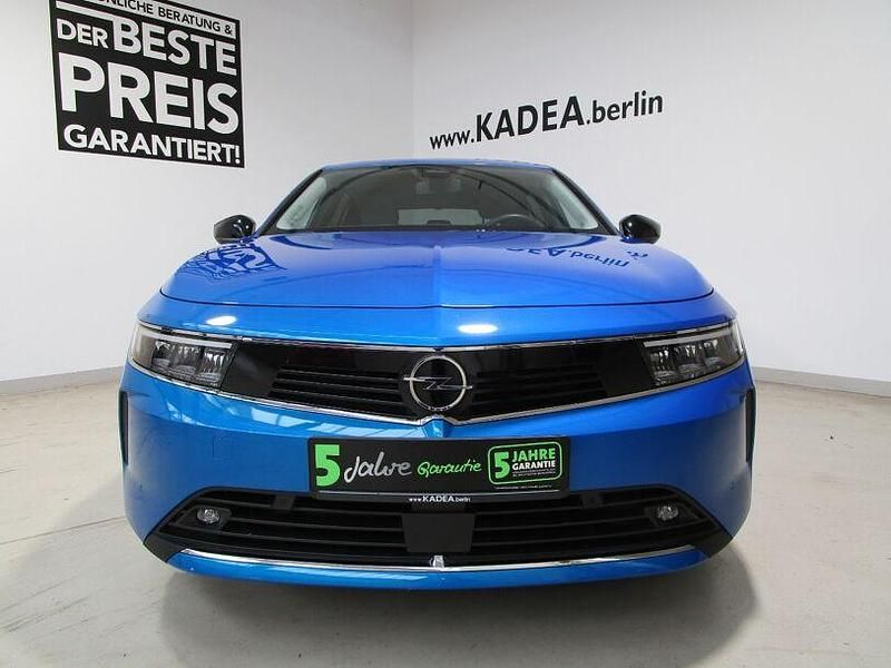 Gebraucht Opel Astra 110 PS (80 kW) 2022 Kobalt blau/vertigo blau (metallic) Limousine