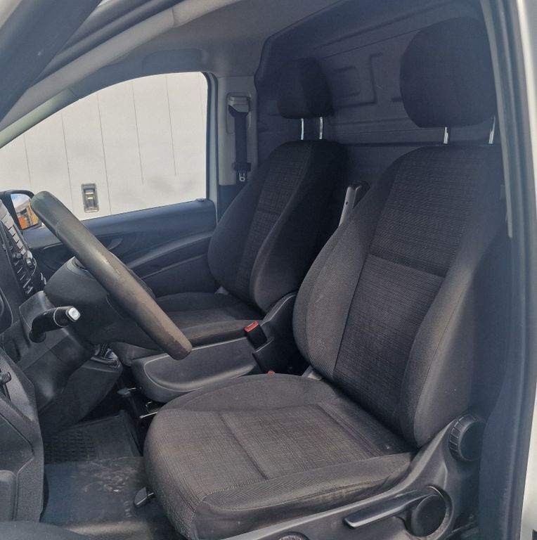 Gebraucht Mercedes Vito 114 PS (83 kW) 2016 Arktikweiss Van