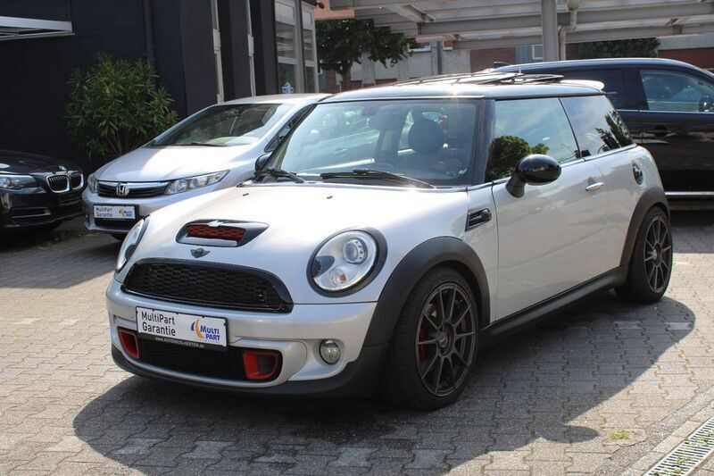 Silber Gebraucht 2012 Mini Cooper S Kleinwagen | 9.900 € (Teuer) - Bild 1/4