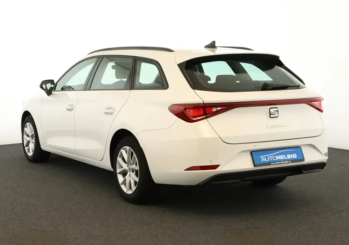 Gebraucht Seat Leon Style 150 PS (110 kW) 2023 White candy