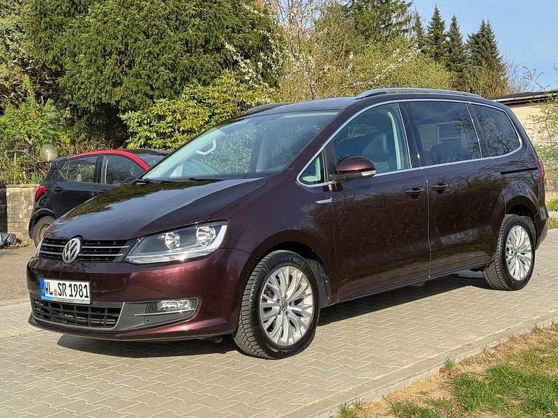 Gebraucht VW Sharan Highline 150 PS (110 kW) 2018 Rot Van / Kleinbus