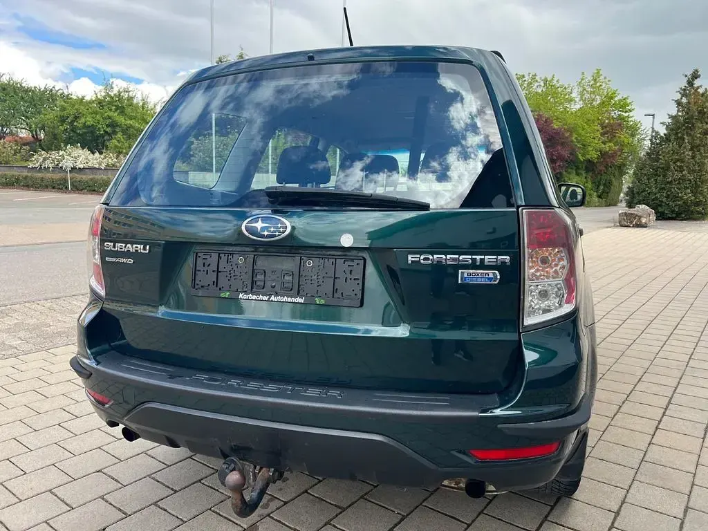 Occasion Subaru Forester Active 147 ch (108 kW) 2011 Vert SUV