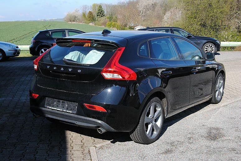 Occasion Volvo V40 You! 150 ch (110 kW) 2014 Noir Berline
