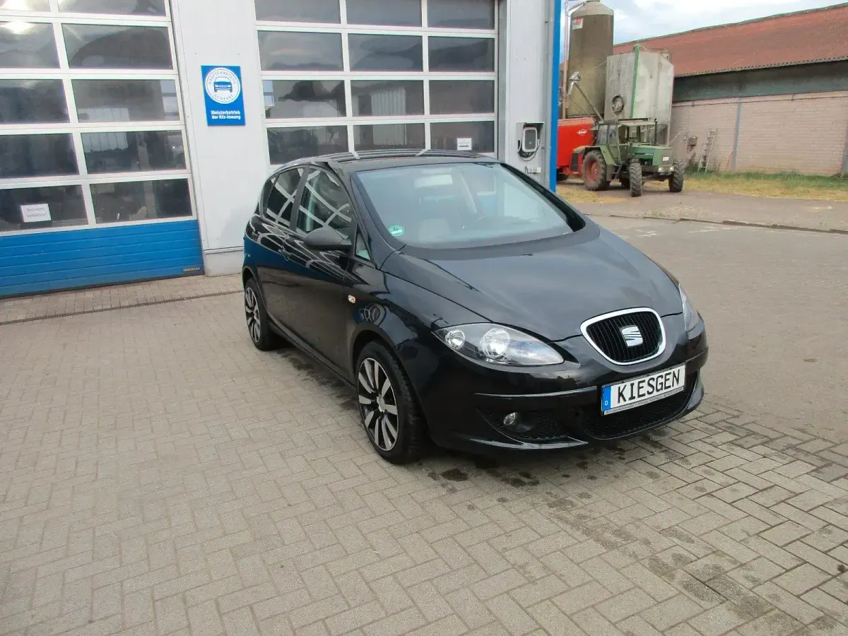 Gebraucht Seat Altea 102 PS (75 kW) 2009 Schwarz Van / Kleinbus
