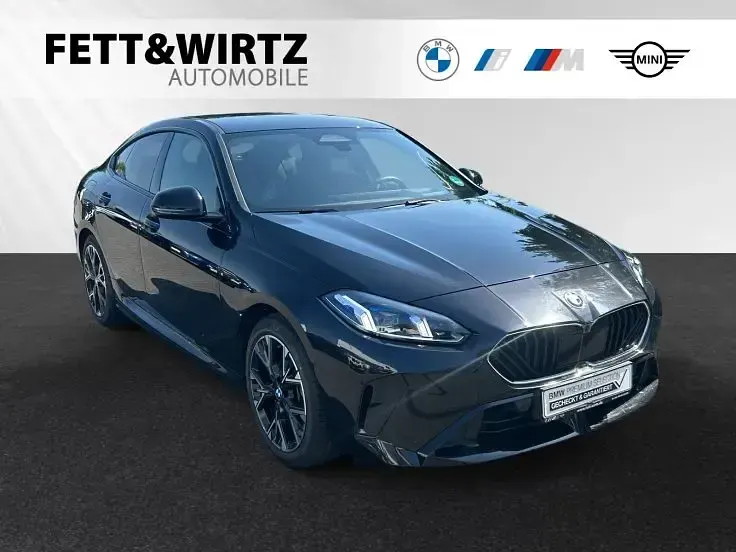Gebraucht BMW 220 M Sport 163 PS (119 kW) 2025 Limousine