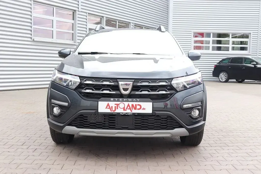 Gebraucht Dacia Sandero Stepway 101 PS (74 kW) 2021 Kometengraumet. SUV