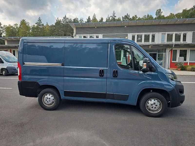 Gebraucht Peugeot Boxer 120 PS (88 kW) 2021 Grau Van