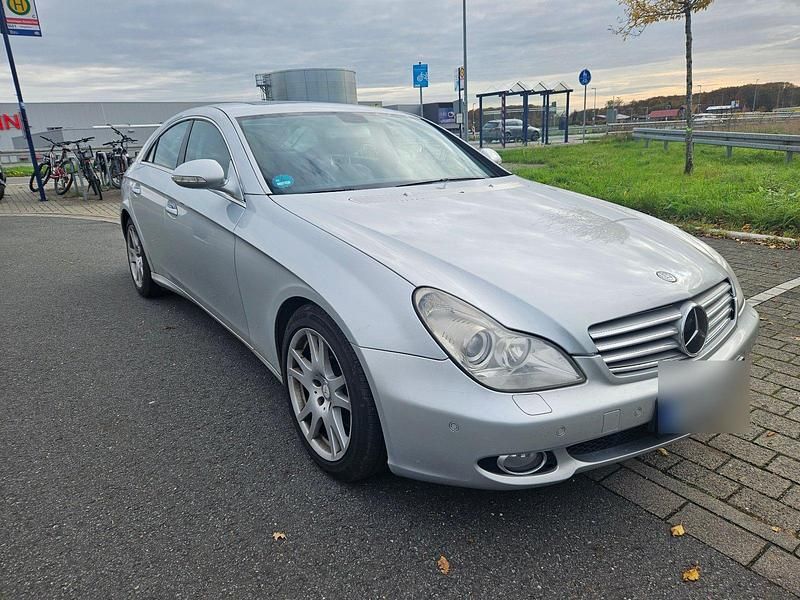Gebraucht Mercedes CLS350 272 PS (200 kW) 2005 Silber Coupé