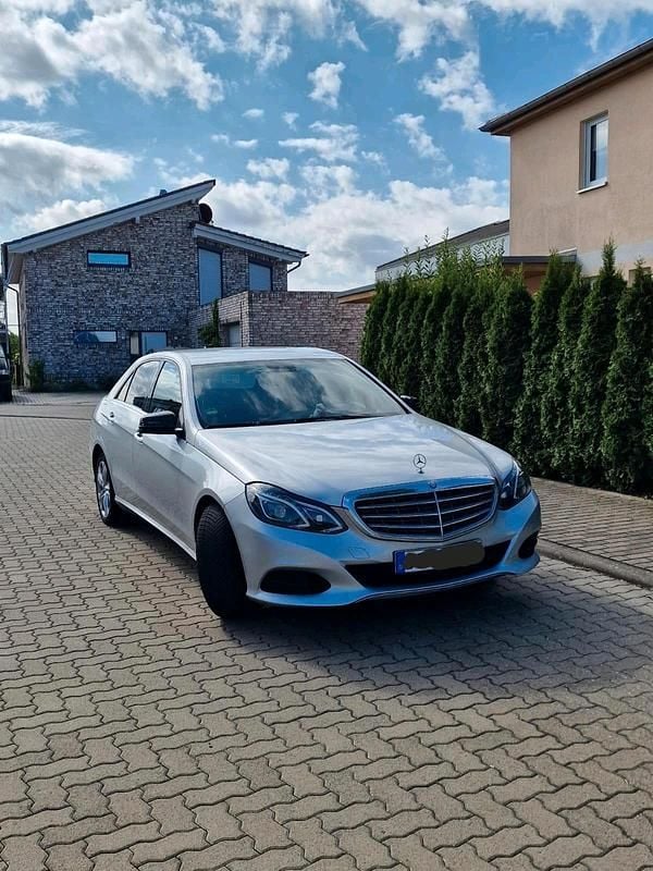 Gebraucht Mercedes E350 252 PS (185 kW) 2014 Limousine