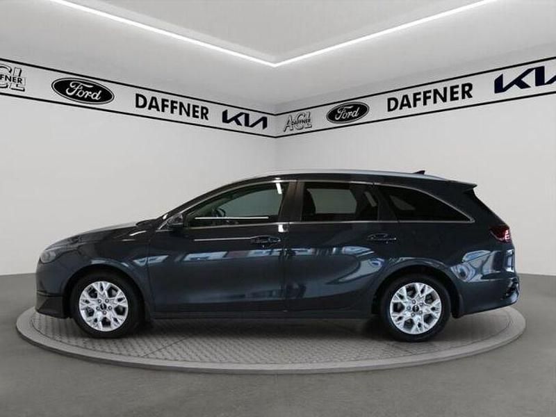 Gebraucht Kia Ceed Sportswagon Vision 160 PS (117 kW) 2023 Grau Kombi