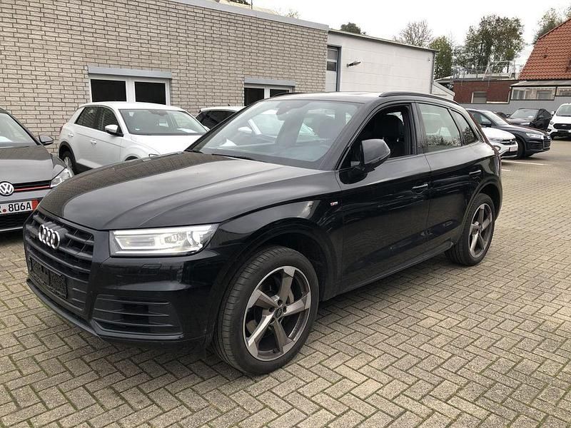 Schwarz Gebraucht 2020 Audi Q5 Sport SUV | 24.700 € - Bild 1/4