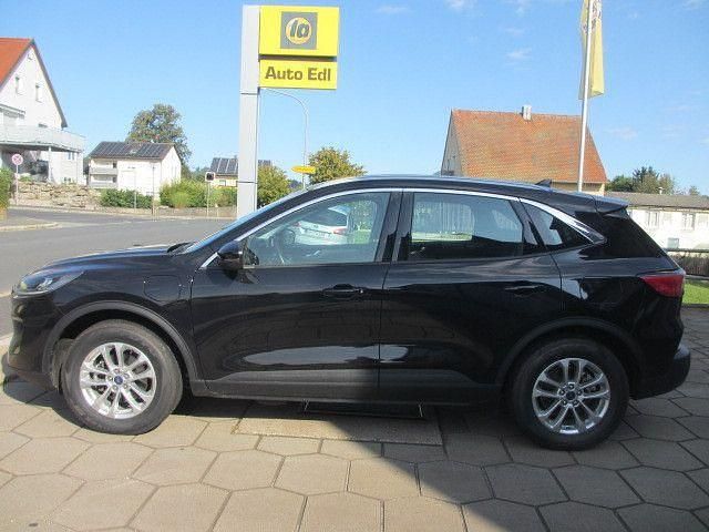 Schwarz Gebraucht 2022 Ford Kuga Titanium SUV | 24.980 € (Guter Preis) - Bild 1/4