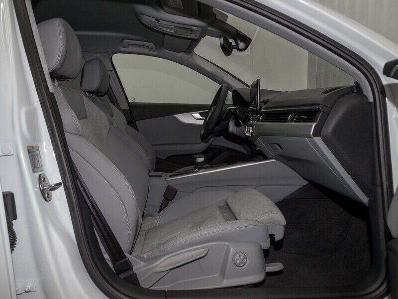 Gebraucht Audi A4 Advanced 136 PS (100 kW) 2024 Gletscherweiß metallic Kombi