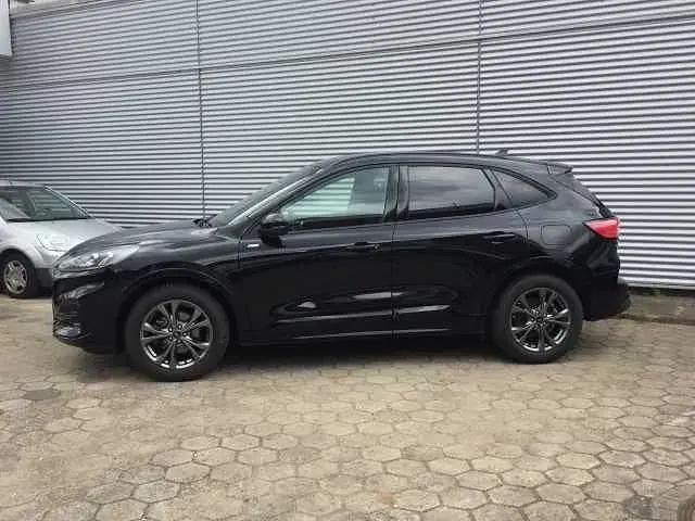 Gebraucht Ford Kuga ST-Line X 150 PS (110 kW) 2023 Schwarz (obsidianschwarz metallic) SUV