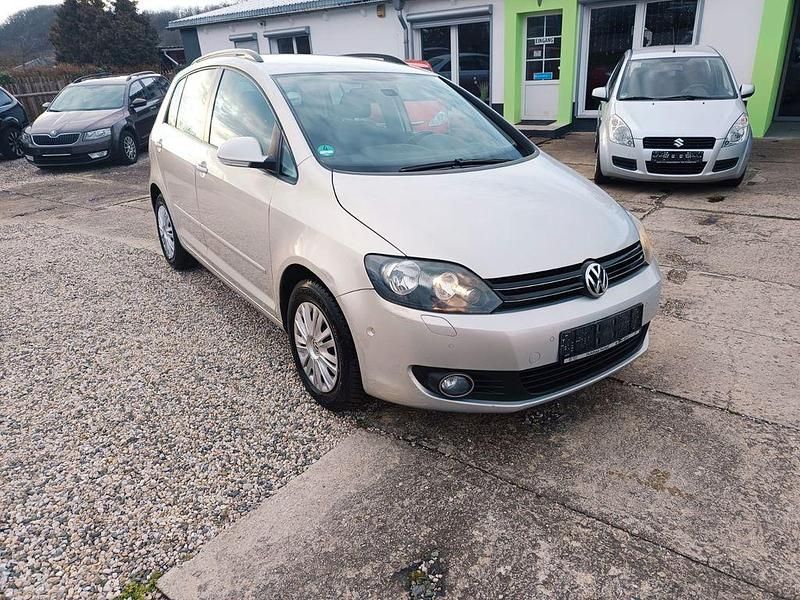 Gold Gebraucht 2011 VW Golf VI Team Limousine | 7.599 € (Fairer Preis) - Bild 1/4