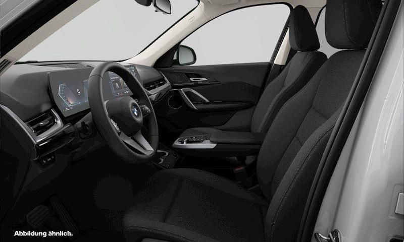 Nowe BMW X1 204 KM (150 kW) 2026 Biały SUV