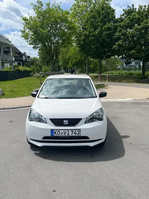 Gebraucht Seat Mii Chic 60 PS (44 kW) 2016 Weiß Kleinwagen