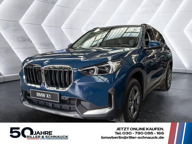 Neu BMW X1 Performance 156 PS (114 kW) 2026 Night dusk blue SUV