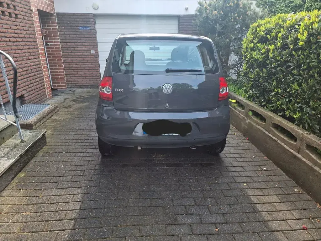 Usata VW Fox 54 CV (39 kW) 2007 Grigio Utilitaria