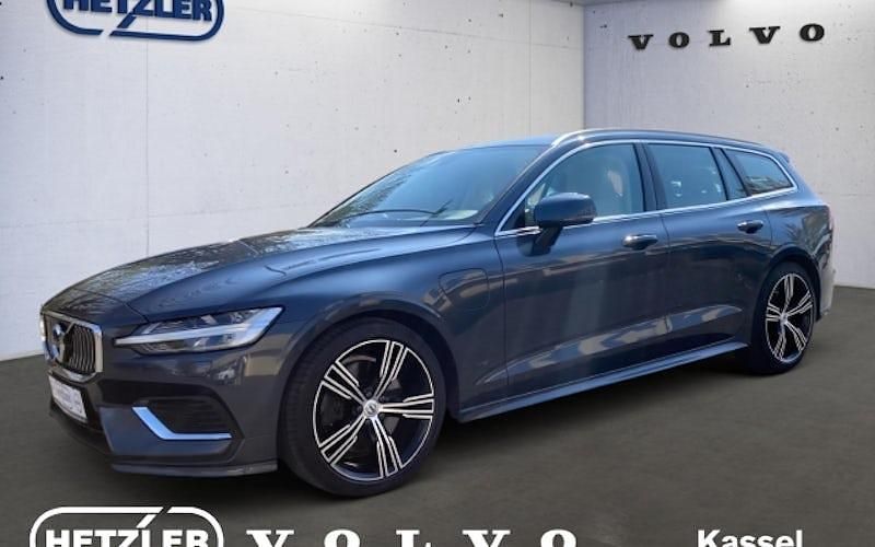 Denim blue / metallic Gebraucht 2020 Volvo V60 Inscription Kombi | 30.990 € (Teuer) - Bild 1/4