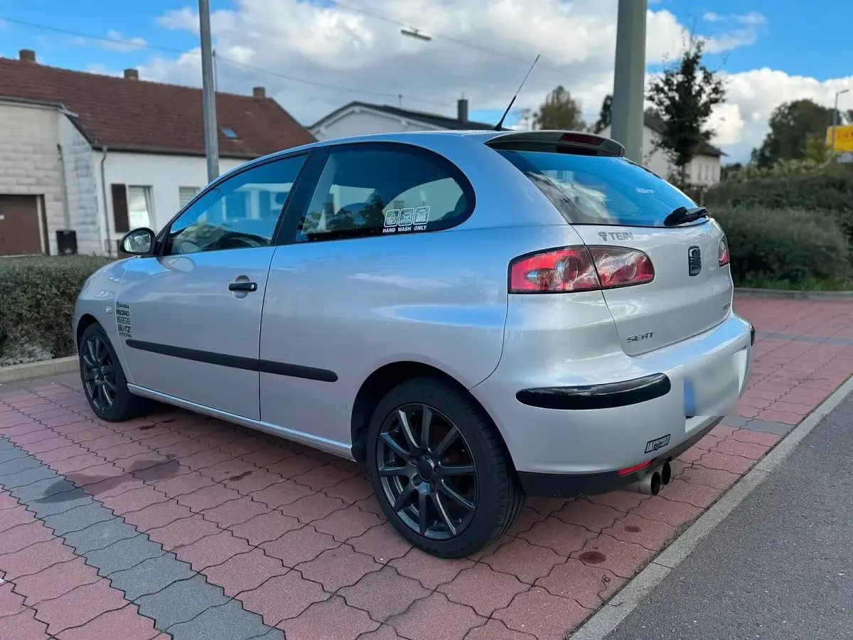 Gebraucht Seat Ibiza 2002 Grau Kleinwagen