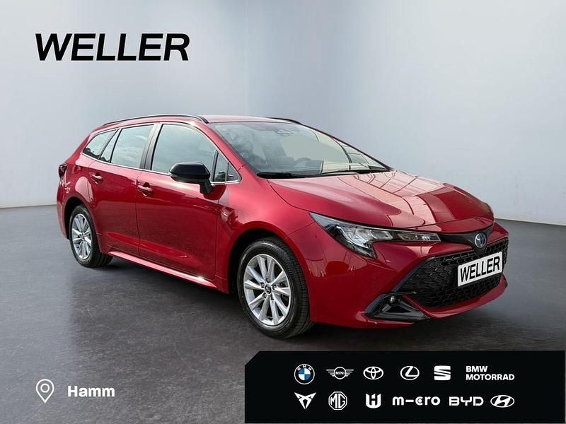 Gebraucht Toyota Corolla Team 140 PS (102 kW) 2025 Rot Kombi