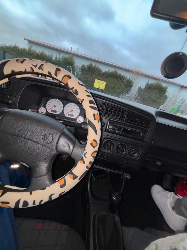 Gebraucht VW Golf III 75 PS (55 kW) 1997 Rot Kleinwagen