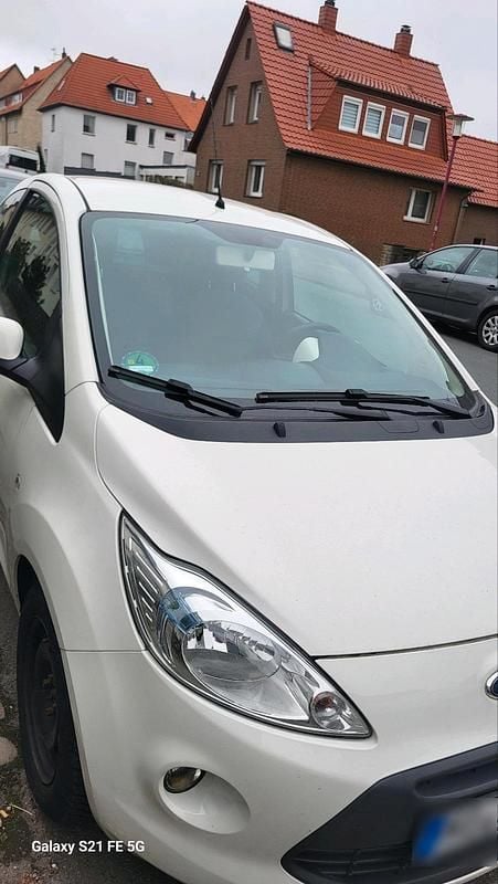 Gebraucht Ford Ka 69 PS (50 kW) 2015 Weiß Kleinwagen