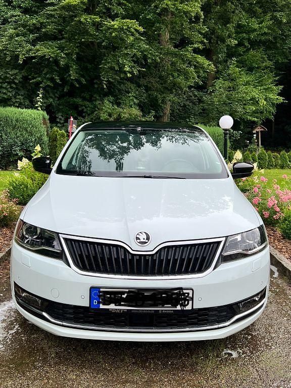 Weiß Gebraucht 2018 Skoda Rapid Clever Limousine | 13.300 € (Etwas zu teuer) - Bild 1/4