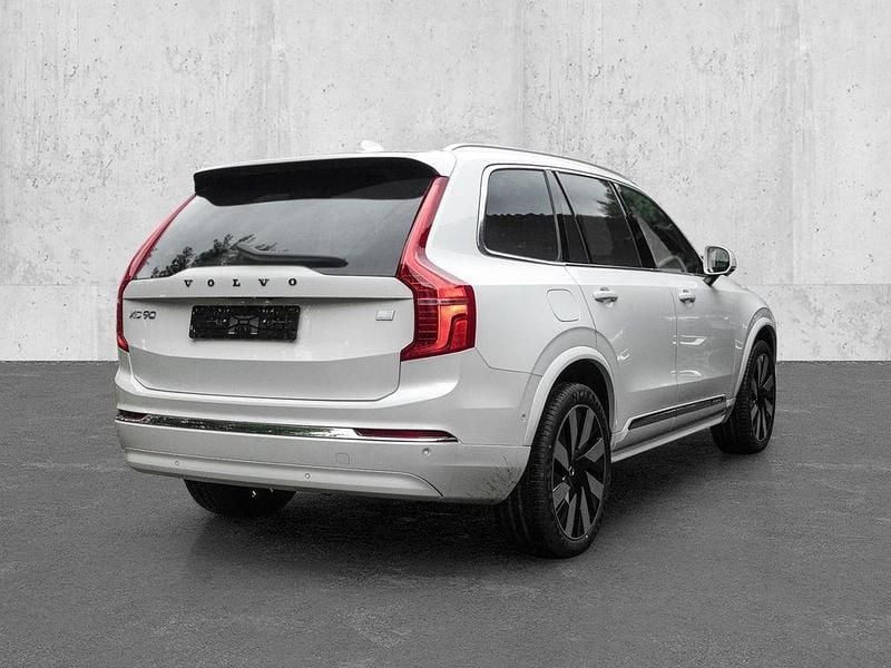 Gebraucht Volvo XC90 Plus 455 PS (334 kW) 2024 Crystal white / metallic SUV