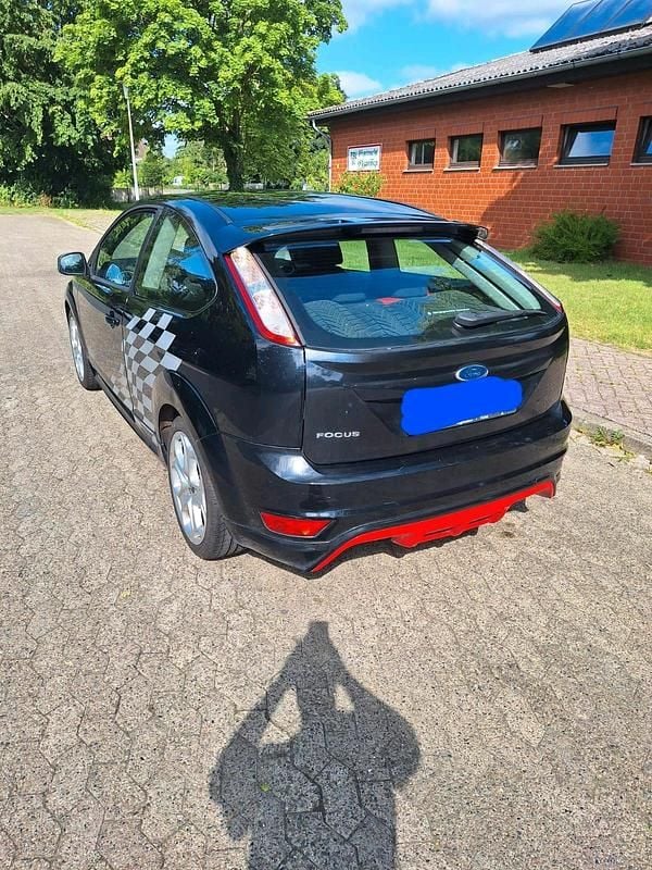 Usata Ford Focus 145 CV (106 kW) 2008 Nero Berlina