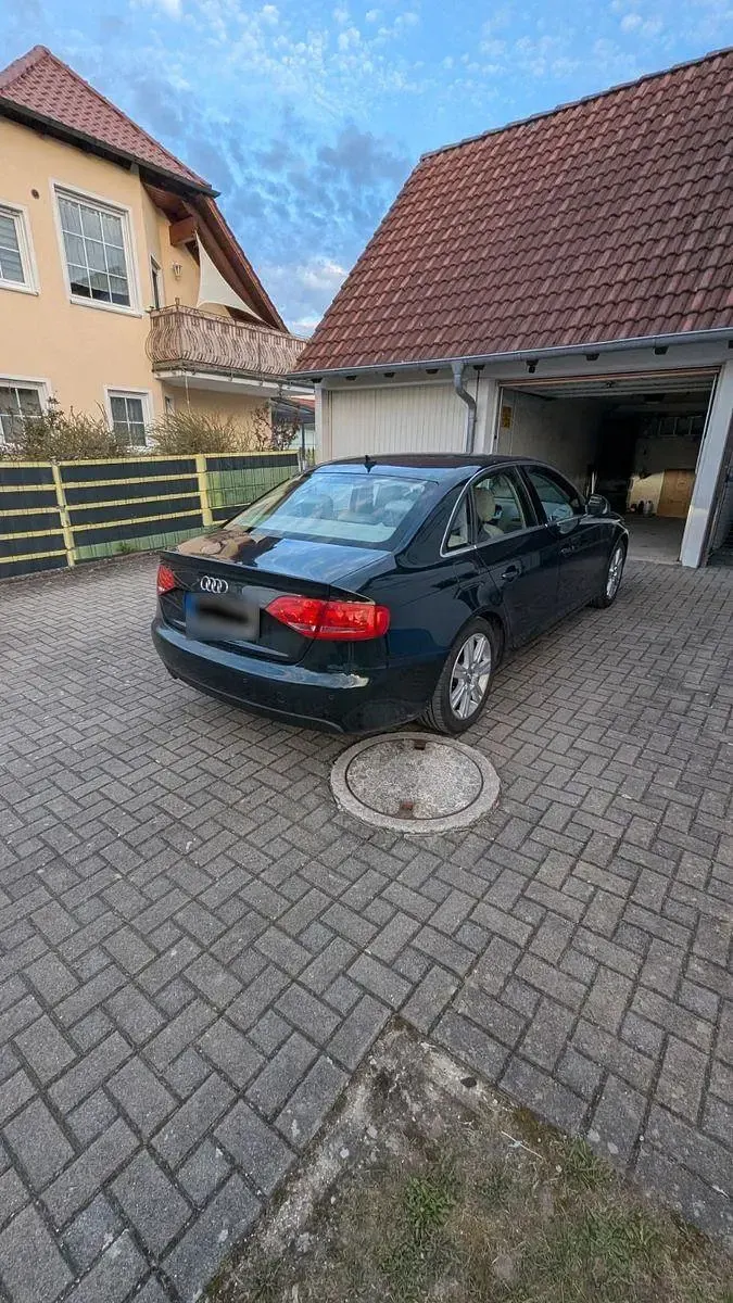 Gebraucht Audi A4 Ambiente 120 PS (88 kW) 2008 Grün Limousine