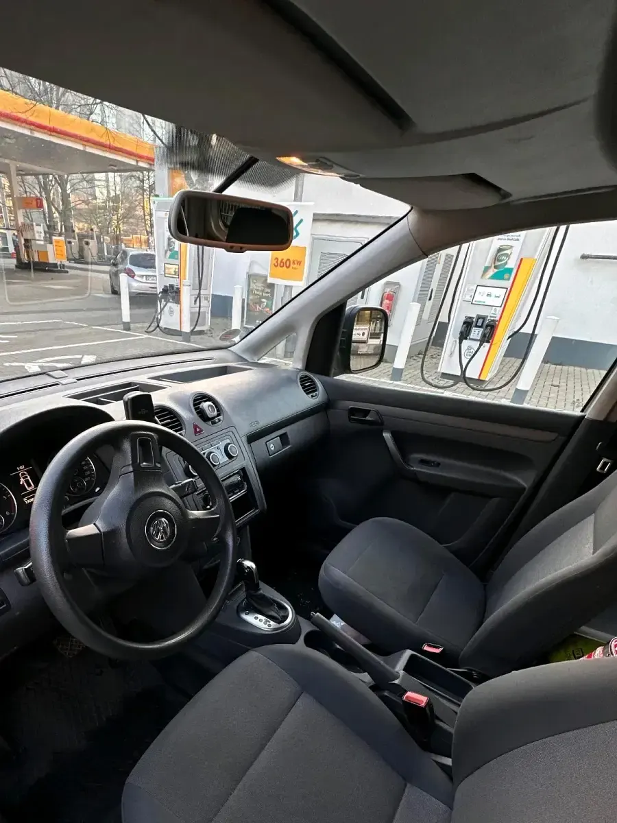 Gebraucht VW Caddy Maxi 140 PS (102 kW) 2014 Silber Van / Kleinbus