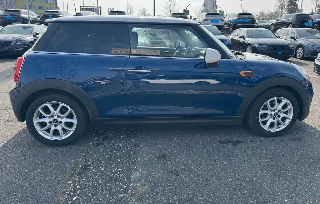 Gebraucht Mini Cooper D Pepper 116 PS (85 kW) 2016 Blau Kleinwagen