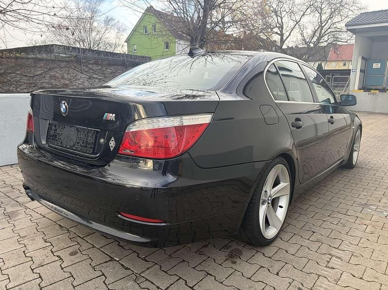 Gebraucht BMW 523 190 PS (139 kW) 2007 Schwarz Limousine
