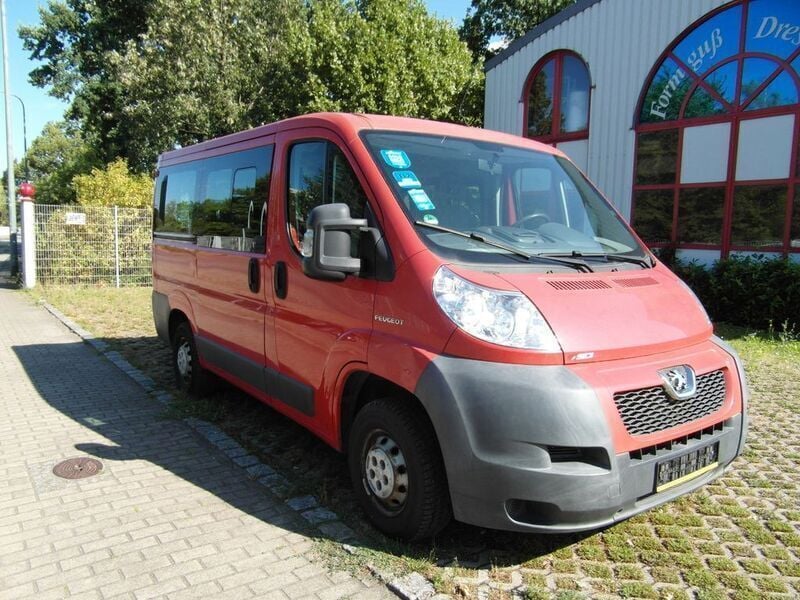 Gebraucht Peugeot Boxer 101 PS (74 kW) 2008 Rot Van