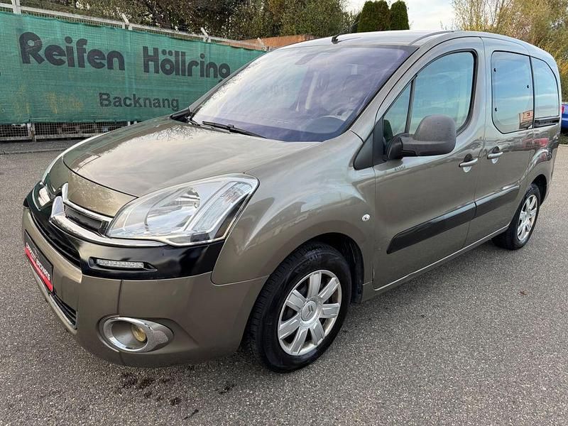 Braun Gebraucht 2013 Citroën Berlingo SELECTION Van / Kleinbus | 4.300 € (Teuer) - Bild 1/4