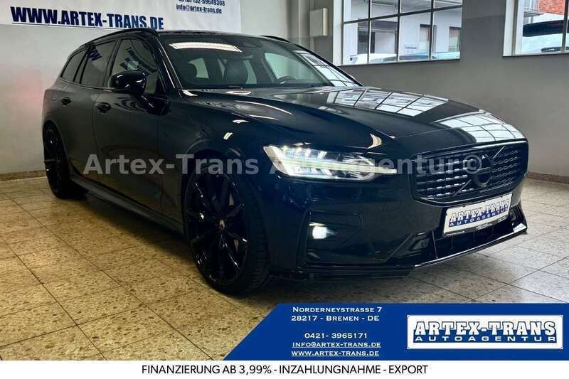 Schwarz Gebraucht 2019 Volvo V60 R-Design Kombi | 32.990 € - Bild 1/4